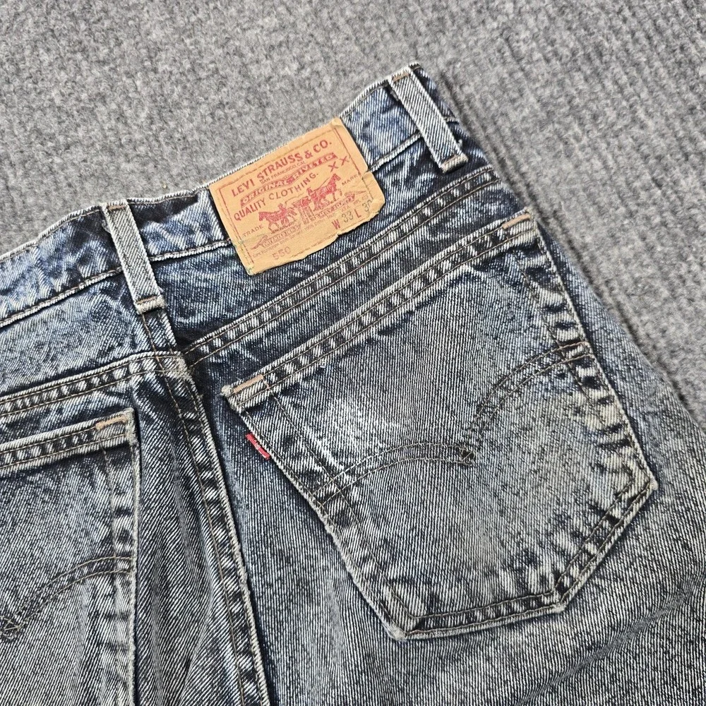 VTG 90s Levis 550 Jeans Men 33x30 Blue Grunge Tapered Relaxed Denim Distress USA